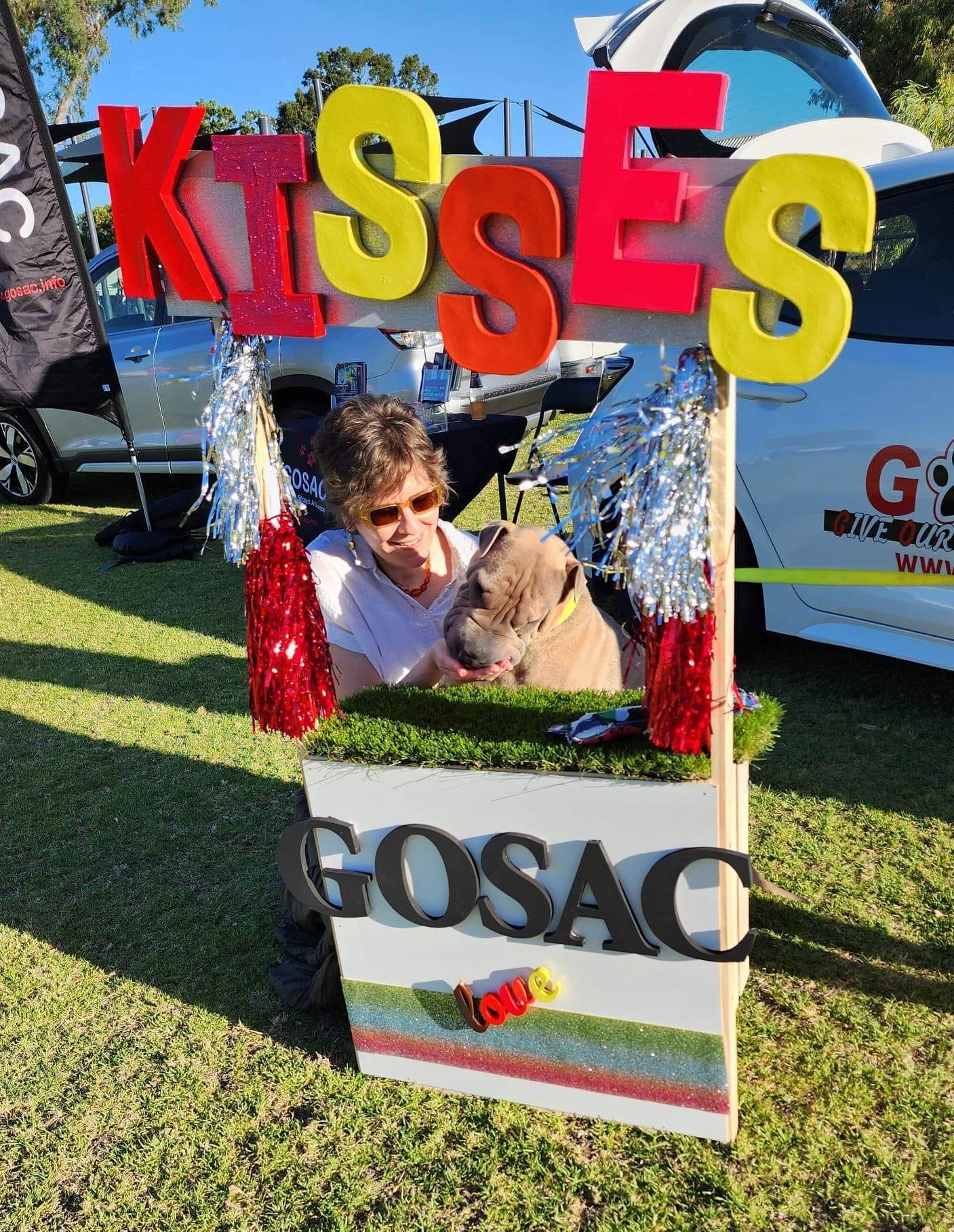 What would Valentine's Day be without KISSES? ð